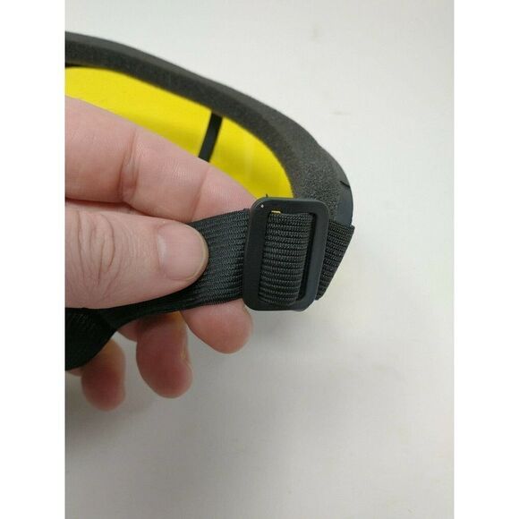 Yellow Tinted Outdoor Googles with vent and adjustable strap Ski Snowmobile Lot4 - Picture 5 of 6